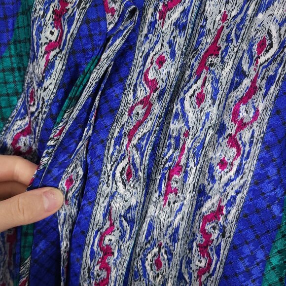 Vintage Retro Tie Neck Secretary Blouse - Picture 5 of 8